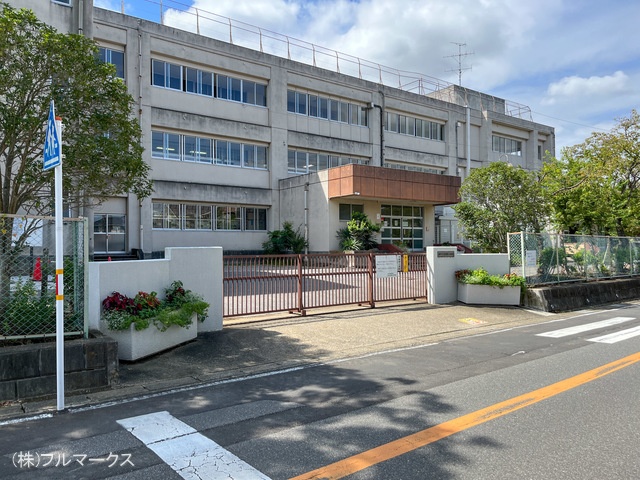 柏市立花野井小学校　距離１４４０ｍ