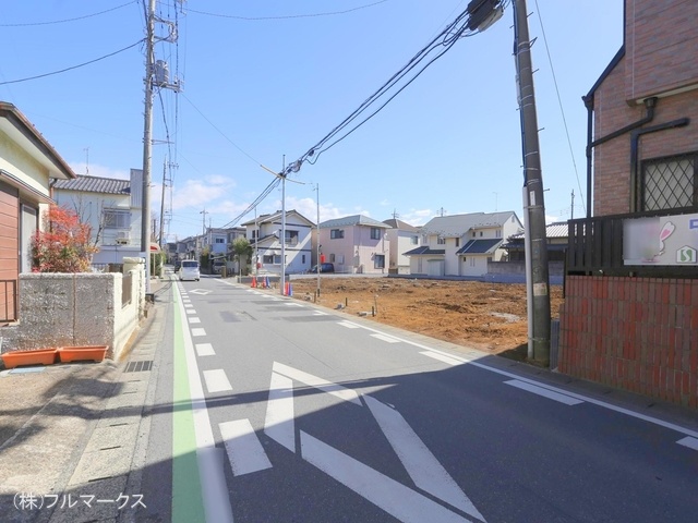 前面道路含む現地写真(2024年2月撮影)