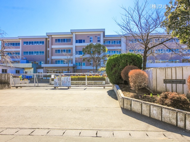 流山市立南流山中学校　距離１８００ｍ