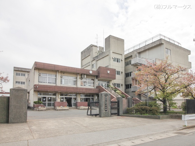 松戸市立旭町中学校　距離８５０ｍ