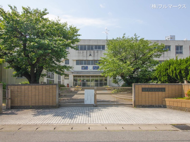 松戸市立南部小学校　距離７６０ｍ