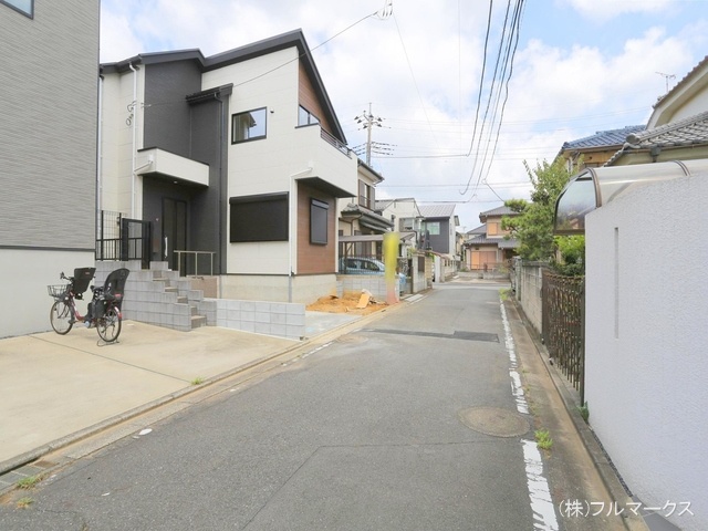 前面道路含む現地写真(2024年8月撮影)