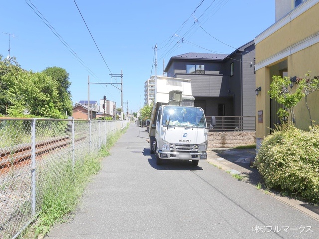 前面道路含む現地写真(2024年8月撮影)