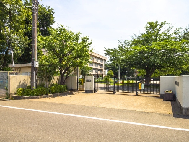 柏市立中原中学校　距離６７０ｍ