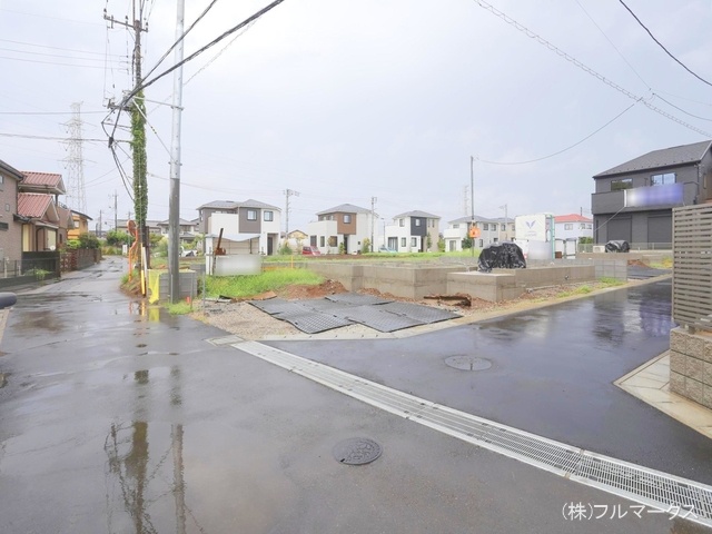 前面道路含む現地写真(2024年8月撮影)