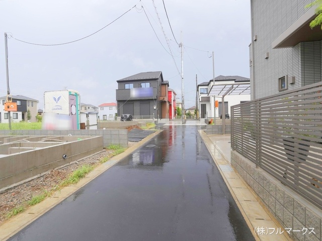 前面道路含む現地写真(2024年8月撮影)