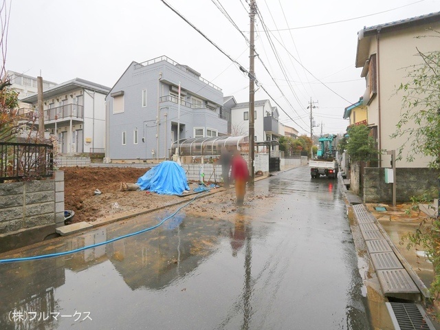 前面道路含む現地写真(2024年2月撮影)