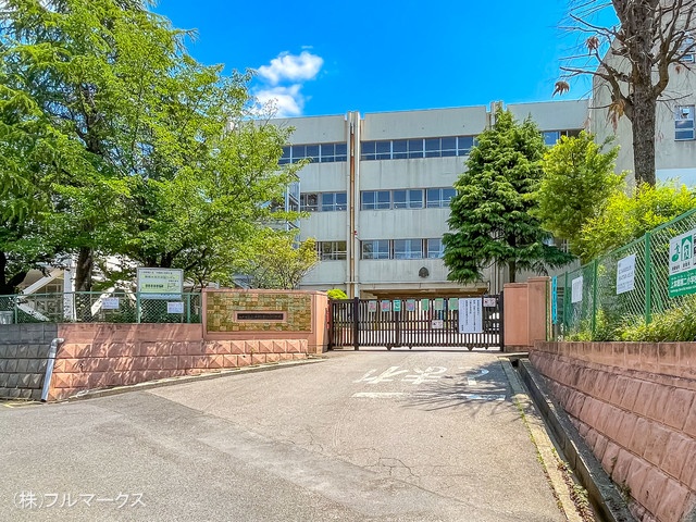 松戸市立上本郷第二小学校　距離８８０ｍ