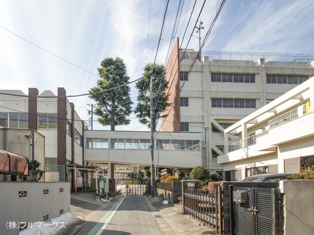 松戸市立小金小学校　距離１２００ｍ