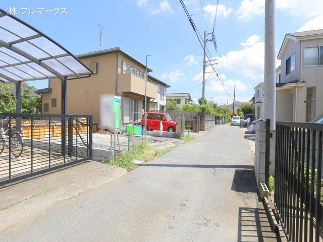 前面道路含む現地写真(2024年8月撮影)