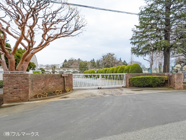 野田市立川間小学校　距離１１００ｍ