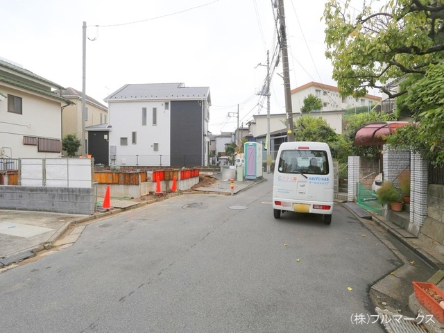 前面道路含む現地写真(2024年10月撮影)