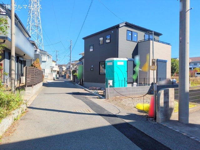 前面道路含む現地写真(2024年11月撮影)