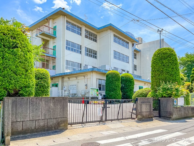 松戸市立松ケ丘小学校　距離６００ｍ