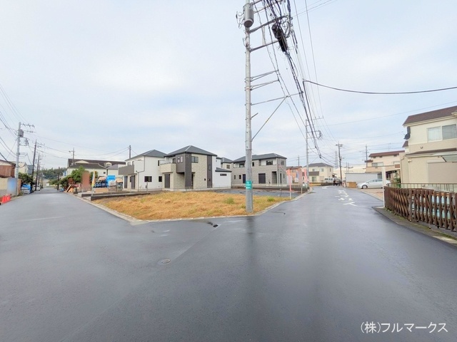 前面道路含む現地写真(2024年10月撮影)