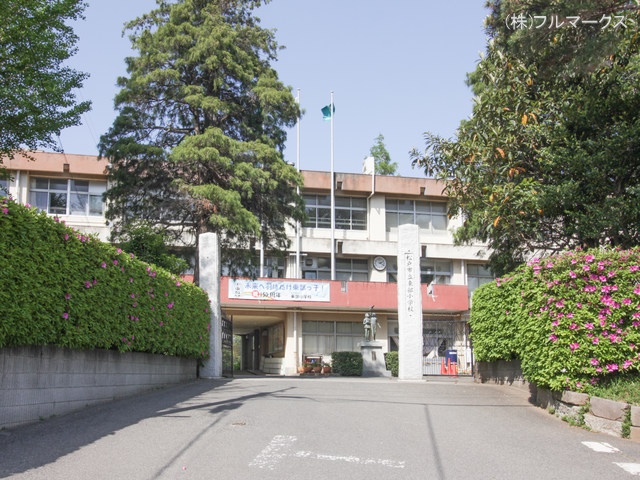 松戸市立東部小学校　距離８２０ｍ