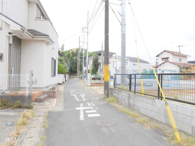 前面道路含む現地写真(2024年10月撮影)