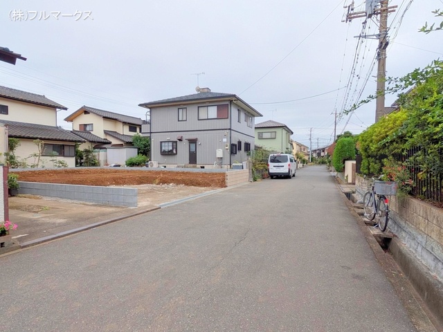 前面道路含む現地写真(2024年10月撮影)