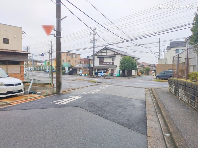 前面道路含む現地写真(2024年11月撮影)