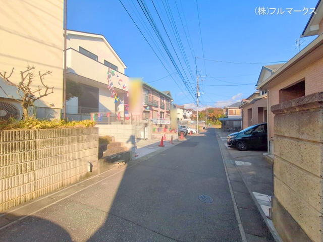 前面道路含む現地写真(2024年12月撮影)