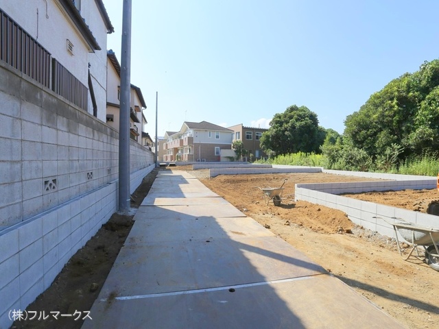 前面道路含む現地写真(2024年10月撮影)