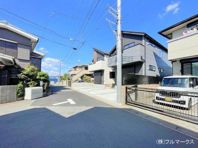 前面道路含む現地写真(2024年10月撮影)