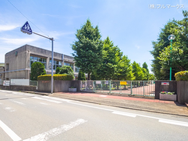 柏市立高柳中学校　距離７５０ｍ