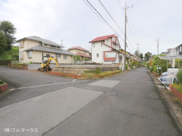 前面道路含む現地写真(2024年10月撮影)