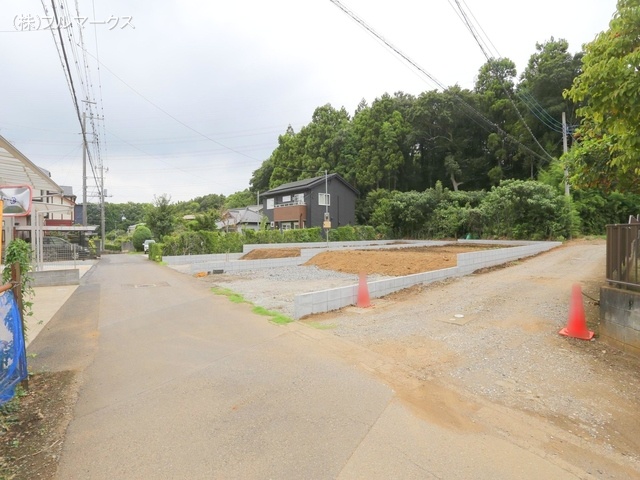 前面道路含む現地写真(2024年8月撮影)